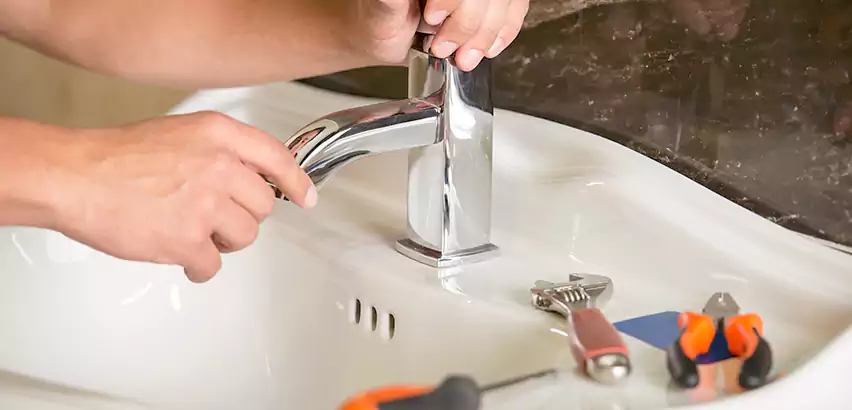 Bathtub Faucet Replacement in El Mirage